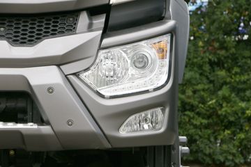  ŷ 31T 8X4 6.86綯賵(BJ5311GJBEVGRF-01)350kWhͼƬ