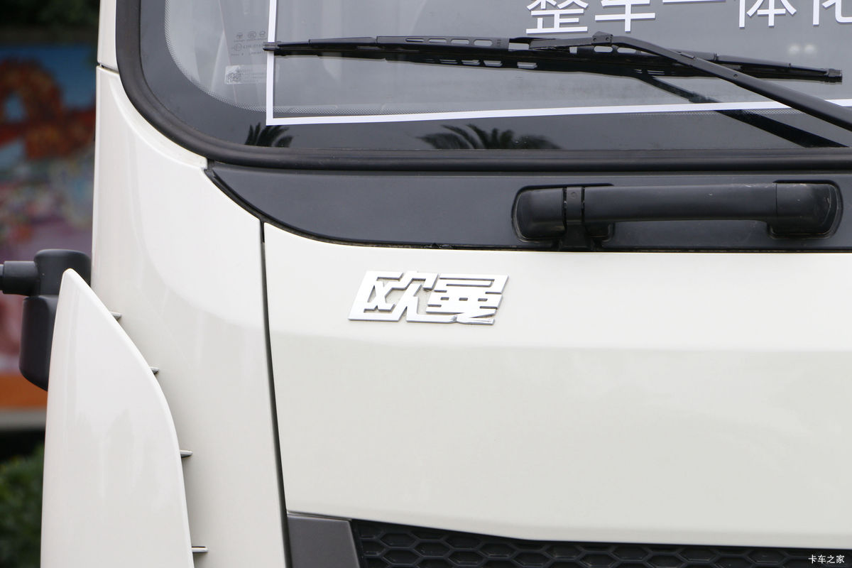  ŷ 31T 8X4 6.86綯賵(BJ5311GJBEVGRF-01)350kWh                                                