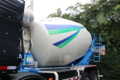 福田 欧曼行星 31T 8X4 6.86方纯电动混凝土搅拌车(BJ5311GJBEVGRF-01)350kWh