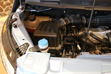 �������� ͼ��ŵ��V 2024�� 152���� 2.0T�ֶ� 7���ж��ͳ�(��̥)ͼƬ