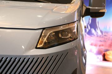 �������� ͼ��ŵ��V 2024�� 152���� 2.0T�ֶ� 7���ж��ͳ�(��̥)ͼƬ