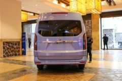 福田商务车 图雅诺大V 2024款 152马力 2.0T手动 7座中顶客车(后单胎)