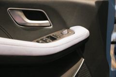 福田商务车 图雅诺大V 2024款 152马力 2.0T手动 7座中顶客车(后单胎)