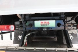 福田欧航底盘&nbsp;扫路车上装图片