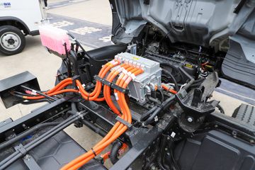 ������� ����EL 4.5T 4.14�׵��Ŵ��綯��ʽ�Ῠ81.14kWhͼƬ