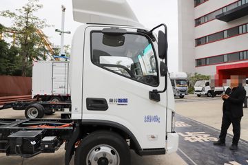 ������� ����EL 4.5T 4.14�׵��Ŵ��綯��ʽ�Ῠ81.14kWhͼƬ