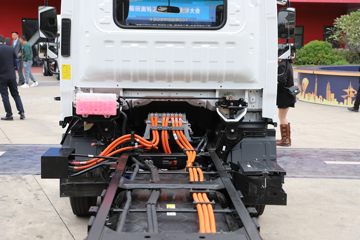 ������� ����EL 4.5T 4.14�׵��Ŵ��綯��ʽ�Ῠ81.14kWhͼƬ