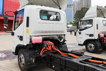 ������� ����EL 4.5T 4.14�׵��Ŵ��綯��ʽ�Ῠ81.14kWhͼƬ