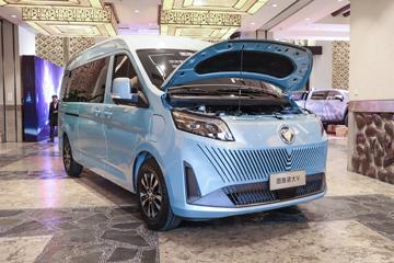 �������� ͼ��ŵ��V 2.4T 9�� 5.49�״��綯�ж���� ����ʱ��77.28kWhͼƬ