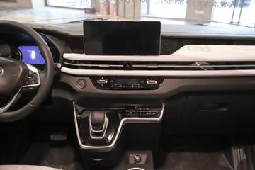 �������� ͼ��ŵ��V 2.4T 9�� 5.49�״��綯�ж���� ����ʱ��77.28kWhͼƬ