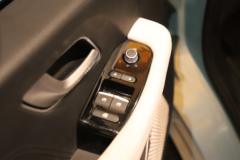 福田商务车 图雅诺大V 2.4T 9座 5.49米纯电动中顶轻客 宁德时代77.28kWh