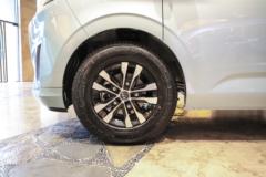 福田商务车 图雅诺大V 2.4T 9座 5.49米纯电动中顶轻客 宁德时代77.28kWh