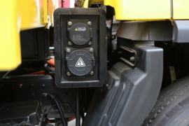 智蓝ES&nbsp;清障车底盘图片