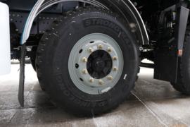 充电&nbsp;电动自卸车底盘图片