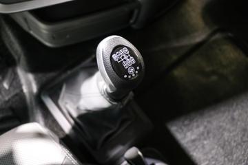 Զ�� ���G 25T 6X4 �״�ǣ����(JHC4250GM6N1)ͼƬ