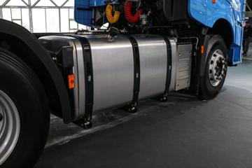 Զ�� ���G 25T 6X4 �״�ǣ����(JHC4250GM6N1)ͼƬ