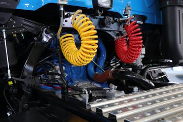 Զ�� ���G 25T 6X4 �״�ǣ����(JHC4250GM6N1)ͼƬ