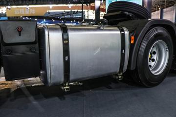 Զ�� ���G 25T 6X4 �״�ǣ����(JHC4250GM6N1)ͼƬ