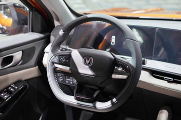 猎手&nbsp;皮卡驾驶室                                               图片