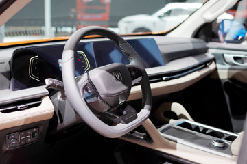 猎手&nbsp;皮卡驾驶室                                               图片