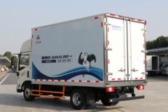 江铃 凯运＋ 中体 146马力 4X2 4.02米冷藏车(万里扬6档)(JX5044XLCTGA26)