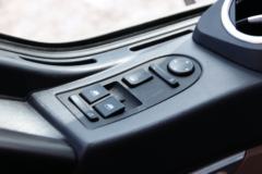 中国重汽 HOWO TX7 的卢版 280马力 4X2 9.6米厢式载货车