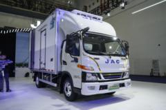 骏铃HV6 电动冷藏车