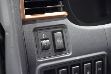 ���� ����HV6 4.5T 4.015�ײ��ʽ��϶�����س�(HFC5041XLCPHEV2Q)15.55kWhͼƬ