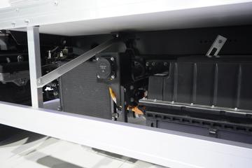 ���� ����HV6 4.5T 4.015�ײ��ʽ��϶�����س�(HFC5041XLCPHEV2Q)15.55kWhͼƬ