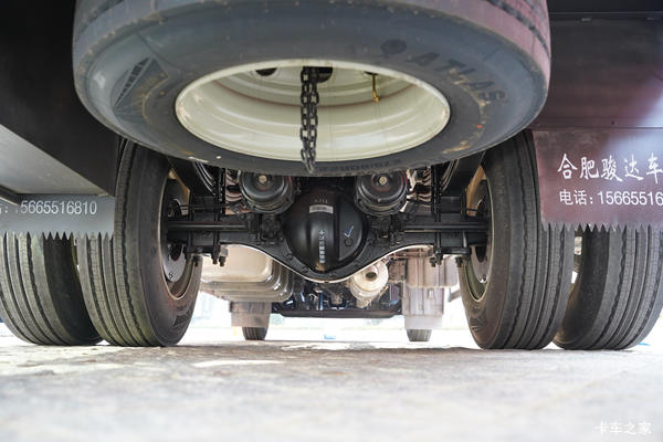 6.75米解放JH6 绿通运输首选车型