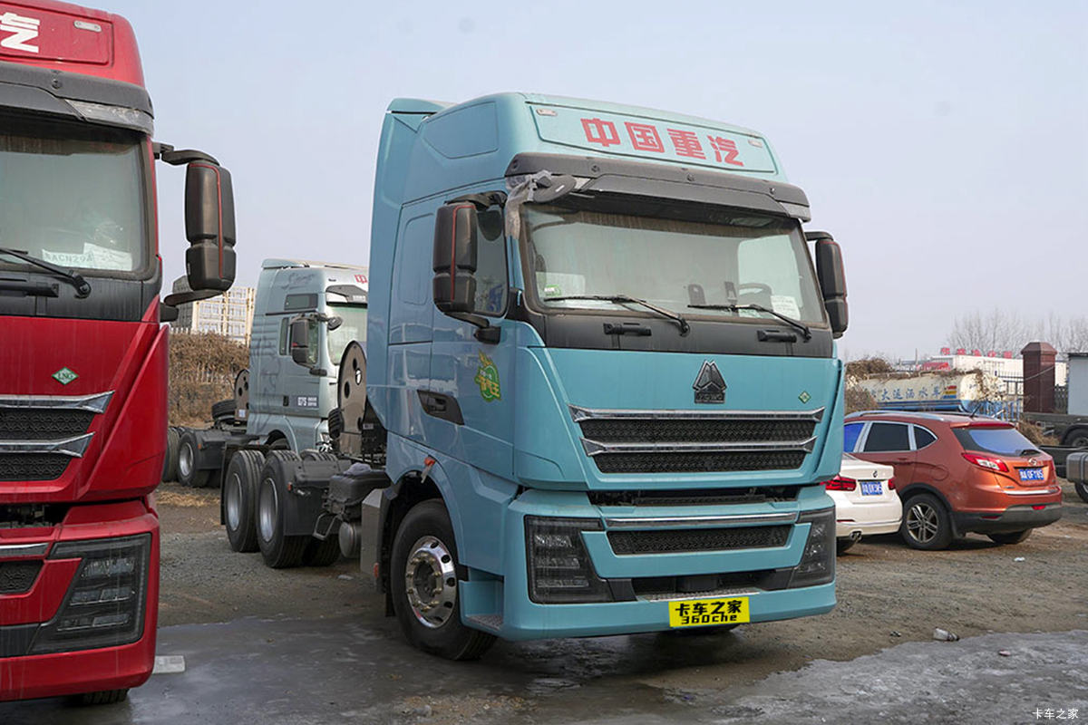 �й����� HOWO TH7�ؿ� 560���� 6X4 LNG�Զ���ǣ����(Һ��)���                                                
