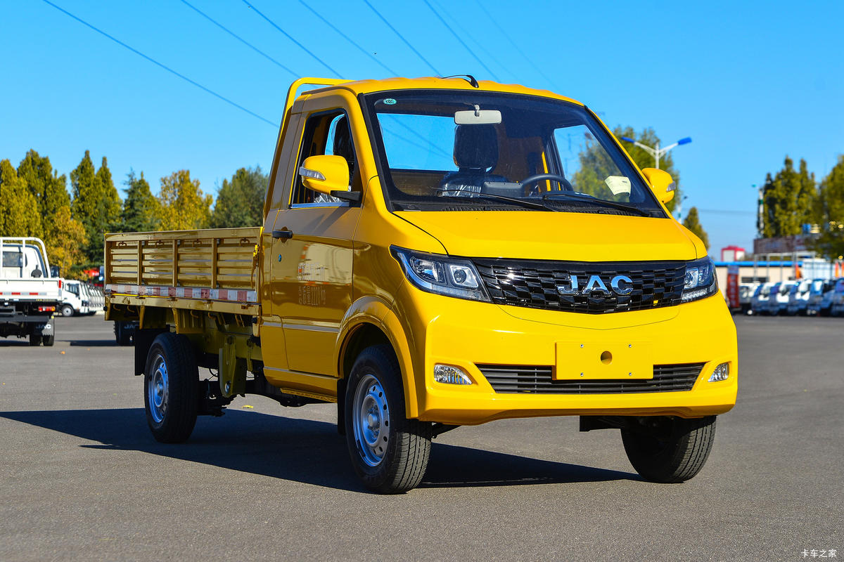 江淮 征程W1 尊享版 1.5L 116马力 汽油 2.9米单排栏板微卡