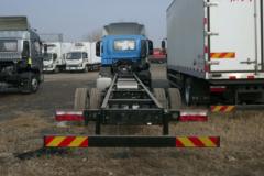 江淮 德沃斯T9 220马力 4X2 10米厢式载货车