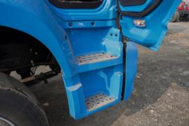 德沃斯T9&nbsp;载货车驾驶室                                               图片