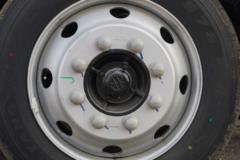 江淮 德沃斯T9 220马力 4X2 10米厢式载货车