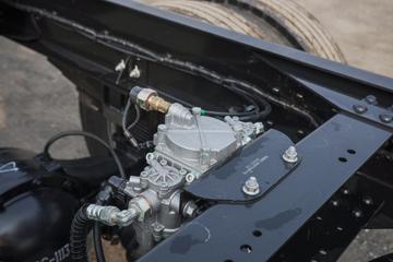 ���� ����˹V9 245���� 4X2 6.8����ʽ�ػ���(HFC5180XXYB90K1E2NS)ͼƬ