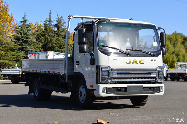 江淮帅铃S6 2.5L柴油 155马力 江淮6档 4.18米单排栏板轻卡