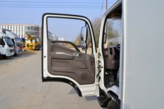 福田奥铃 智蓝EL 4.5T 4.14米单排纯电动厢式轻卡81.14kWh