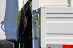 江淮 骏铃V3 金元宝 140马力 3.37米排半栏板轻卡(HFC1041P33K3B4S)