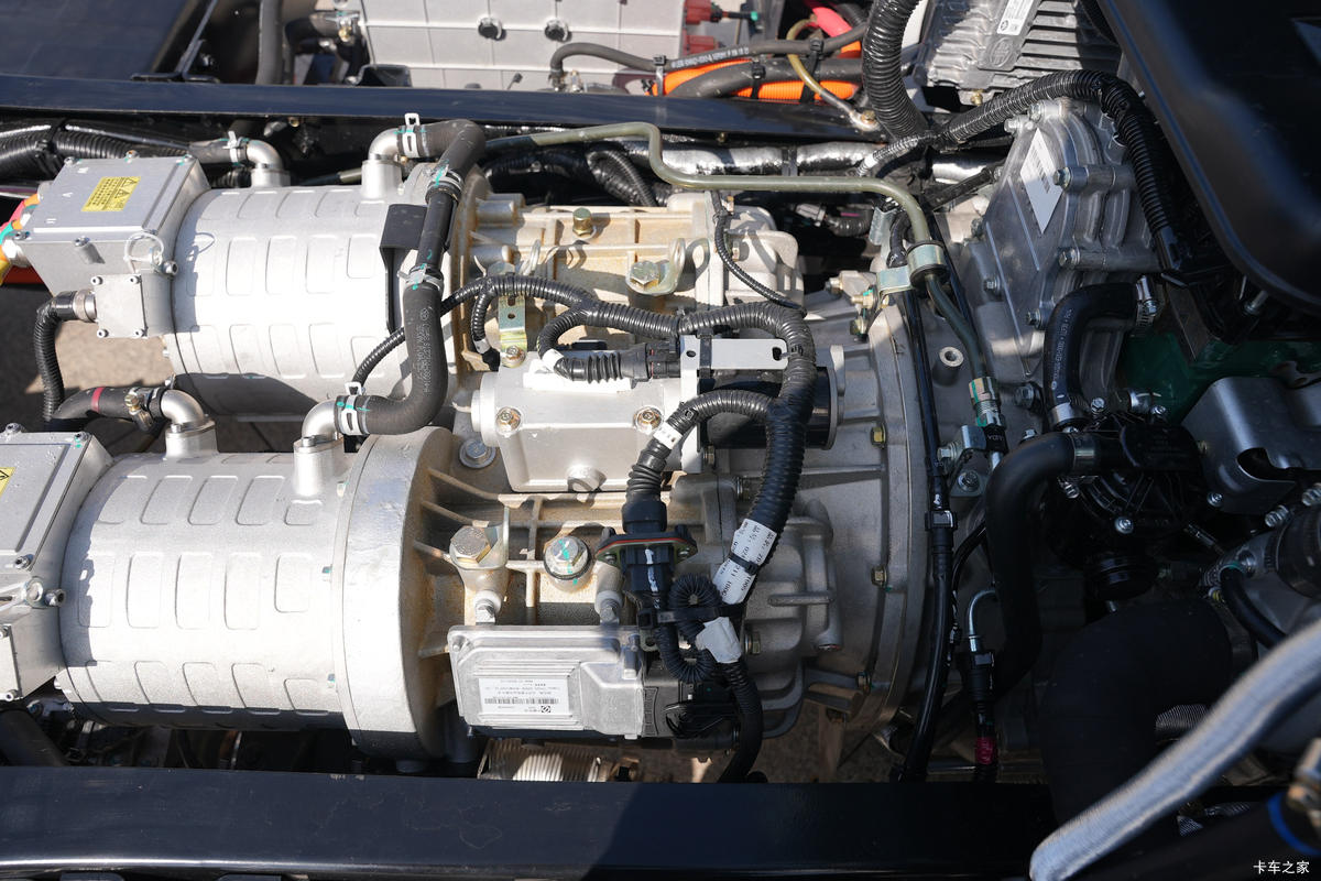 ��� ��6G 4.5T 4.16�׵��Ų��ʽ��϶�����ʽ�Ῠ13.616kWh����