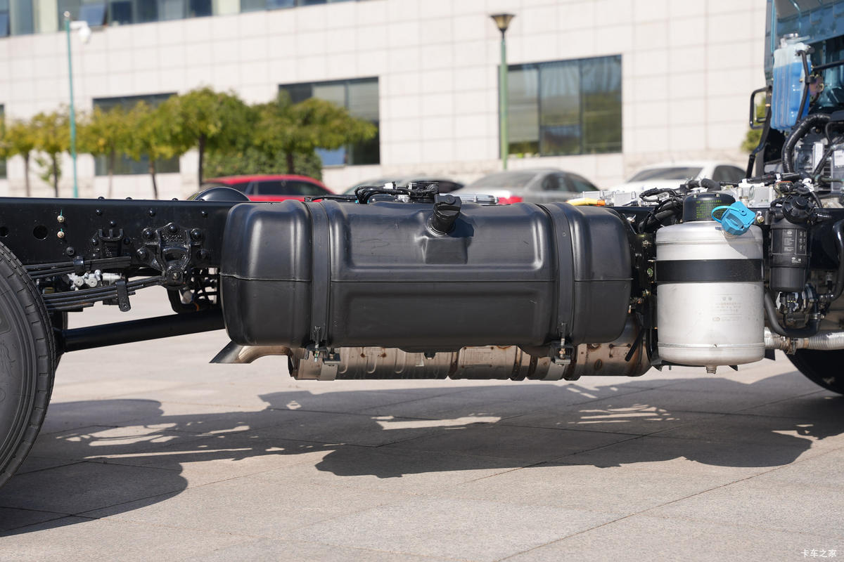 ��� ��6G 4.5T 4.16�׵��Ų��ʽ��϶�����ʽ�Ῠ13.616kWh����