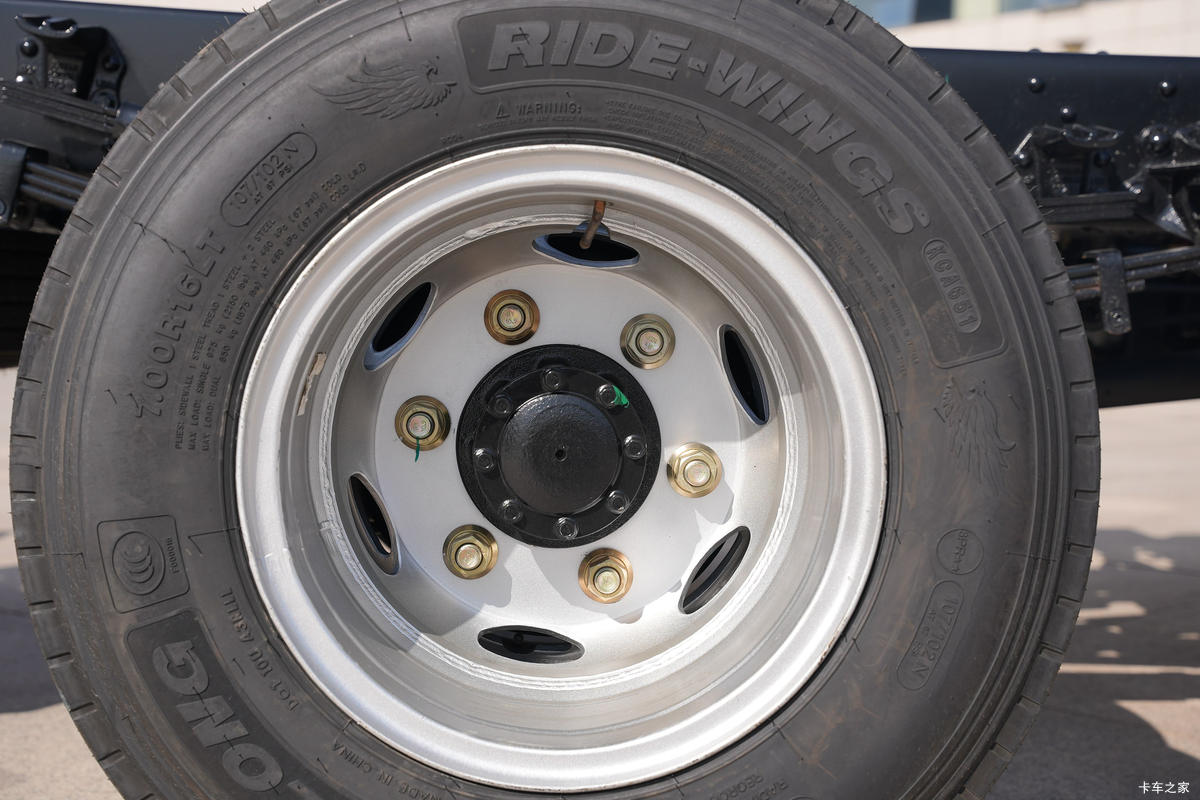 ��� ��6G 4.5T 4.16�׵��Ų��ʽ��϶�����ʽ�Ῠ13.616kWh����