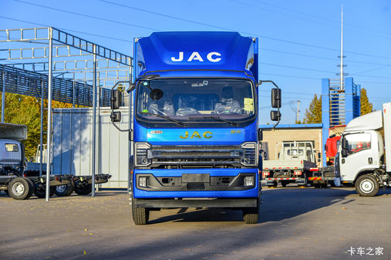 ����˧��S9 4L���� 170���� ��ʿ��8�� 6.18�׵�����������ʽ�ػ���