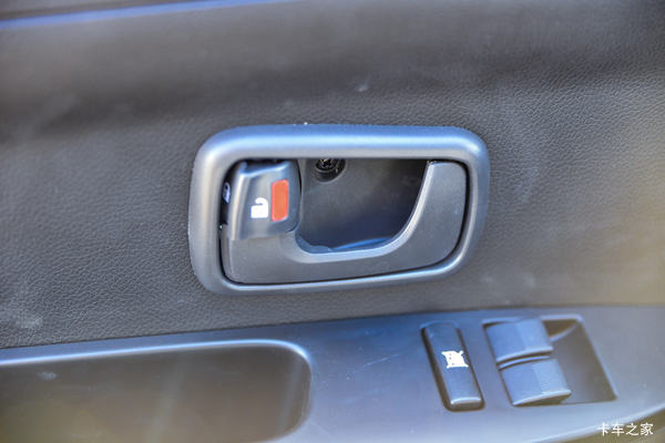 �������ж����Ϻ�����W1�ػ������۴���ͣ�����0.5��