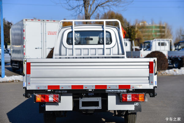 征程W1载货车上海火热促销中 让利高达0.6万