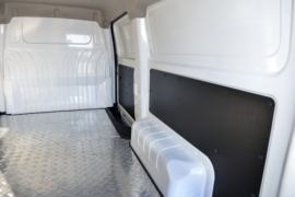 蓝猫M2&nbsp;电动封闭厢货货厢图片