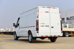 江铃汽车 福顺 2023款 146马力 3座 2.0T柴油 中轴中顶封闭货车