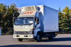 江淮 骏铃V6 152马力 4X2 4.015米冷藏车(HFC5048XLCB31K1C7S)