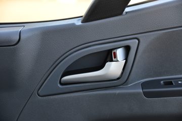 ���� ����V6 152���� 4X2 4.015����س�(HFC5048XLCB31K1C7S)ͼƬ