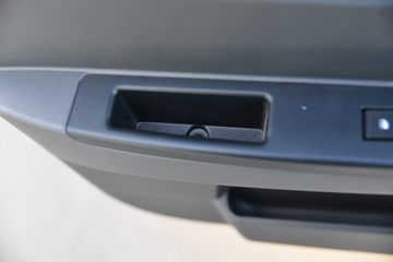 ���� ����V6 152���� 4X2 4.015����س�(HFC5048XLCB31K1C7S)ͼƬ